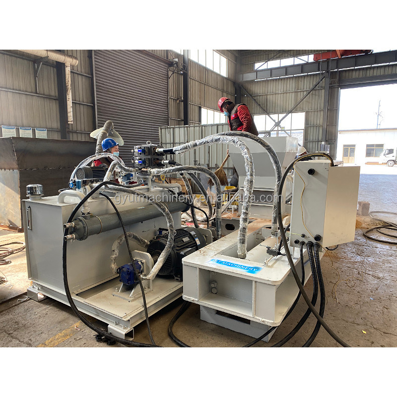 Προϊόντα 1200 KG Coco Coir Peat Block Making Equipment για την αγορά υψηλής ζήτησης