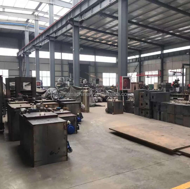 Υψηλής πίεσης 5KG Coco Peat Briquette Making Machine εύκολη στη λειτουργία για τη βιομηχανία τροφίμων