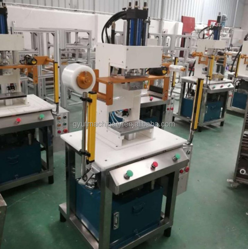 Εργαστήριο για την παρασκευή σαπουνιού για ανθεκτικές σφαίρες αλατιού