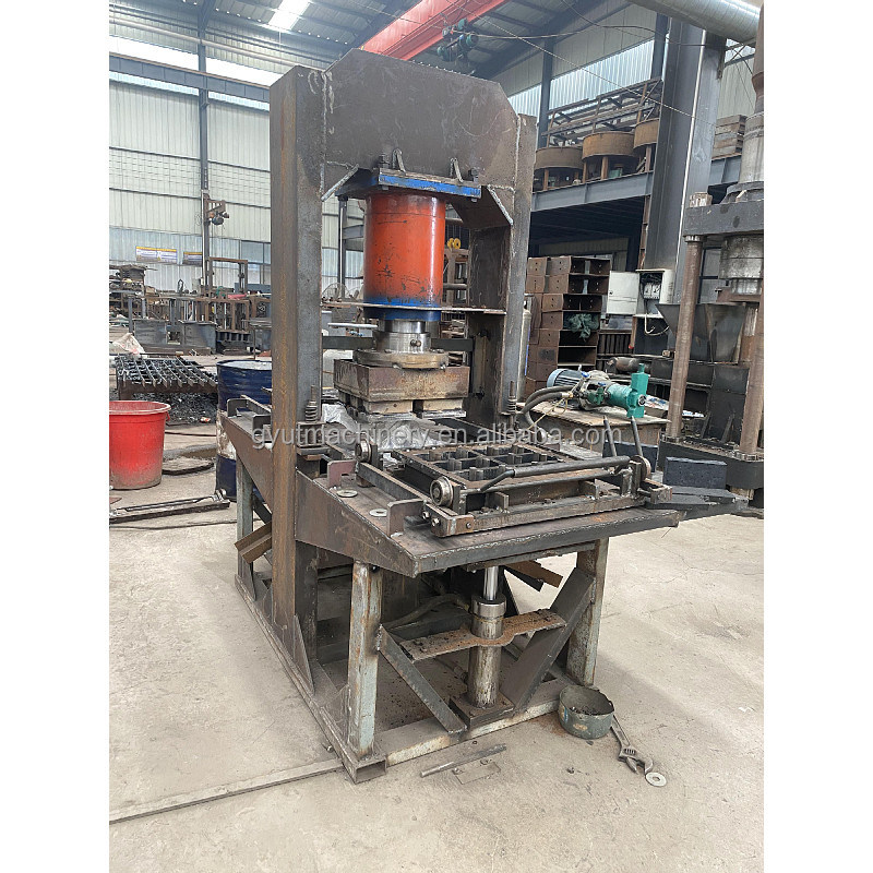 Πλήρως αυτόματο 650g Coco Peat Block Briquette Press Forming Machine για την παραγωγή