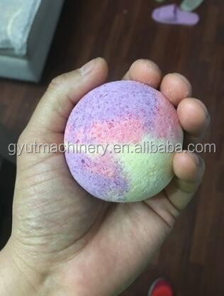 Μηχανή περιτύλιξης στρογγυλών και ακανόνιστων προϊόντων με αυτόματο υδραυλικό σύστημα