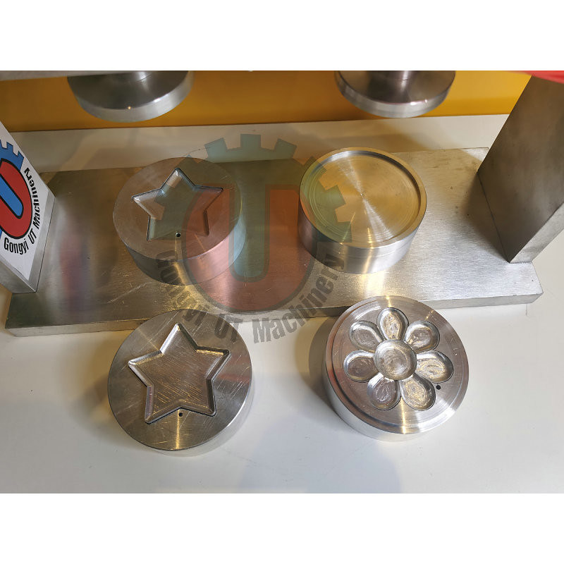 Εύκολο στη λειτουργία μπάνιο βόμβα αλατιού μπάλα χειροκίνητο πρέσσο για μικρό συρρικνωθεί τυλίξτε αέριο μηχανή