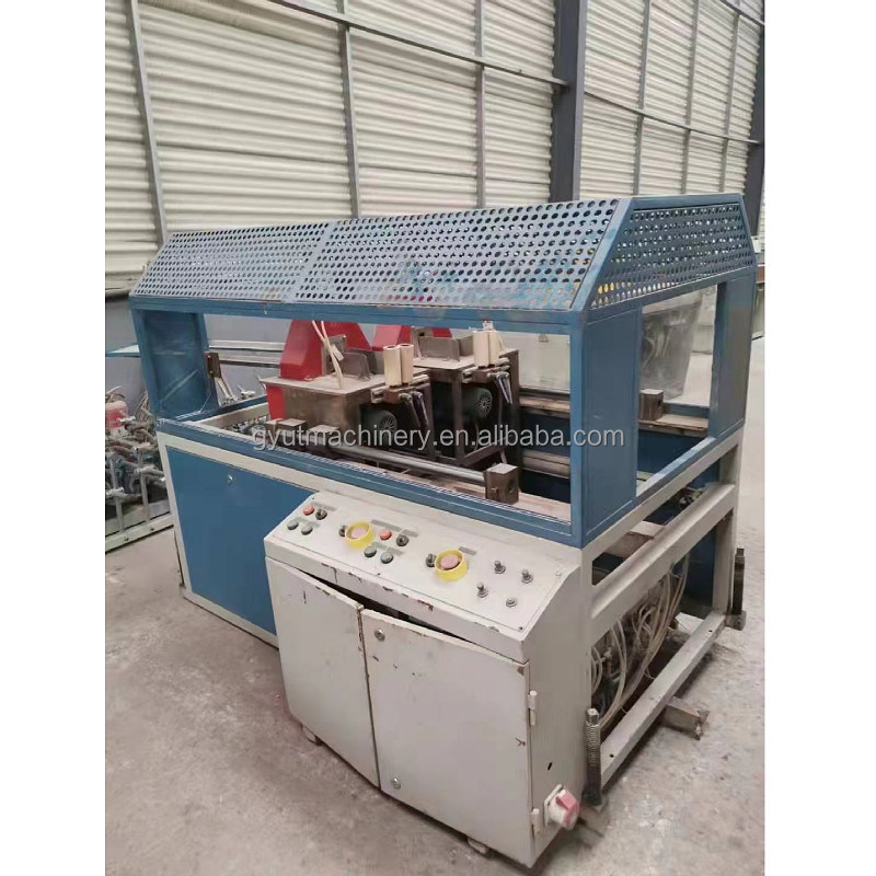 65/132 Μηχανή κατασκευής σωλήνων δίδυμων κώνων μεταχειρισμένο 20mx2.5mx2.2m για την επεξεργασία πλαστικών