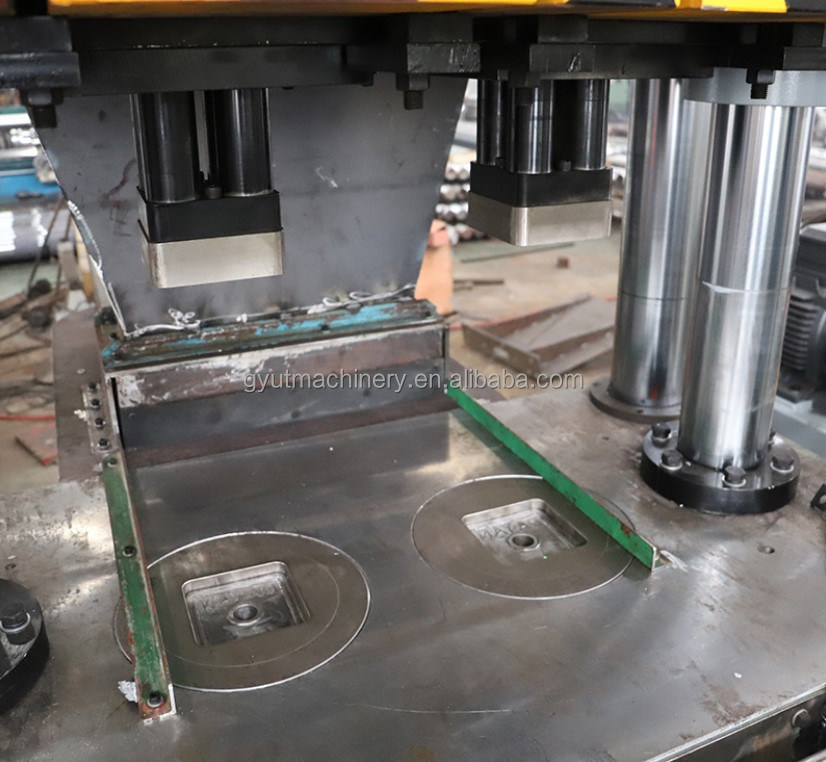 50000 UT 8 τόνων/ώρα υδραυλική μηχανή γλείψιμου μπλοκ για την παραγωγή γλύψιμου αλατιού βοοειδών