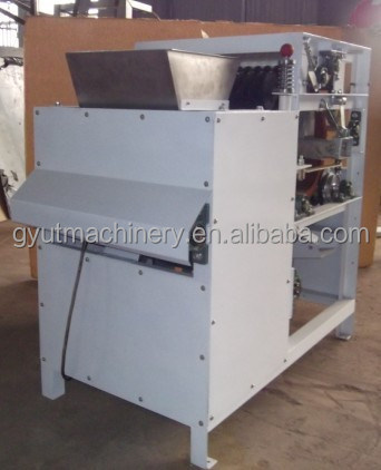 Μηχανή υγρής απολέπισης 85-95% ολόκληρου πυρήνα για τη διάσπαση και τη διάσπαση πυρήνα βερίκοκα