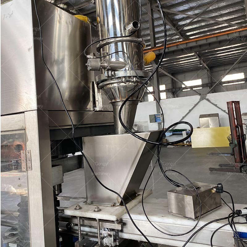 Μικρές παραγγελίες Πλήρης αυτόματη μηχανή σχηματισμού μπάλας μπάνιου για την κατασκευή τετραγωνικής στρογγυλής βόμβας μπάνιου