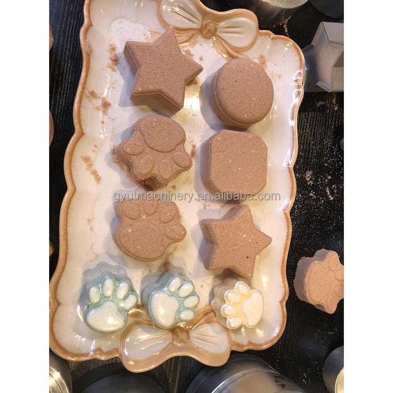 Επαγγελματικό σπιτικό σαμπουάν μπαρ φυσαλίδες μπάνιο βόμβα Fizzer πρέσα μηχανή για την κατασκευή φυσαλίδων