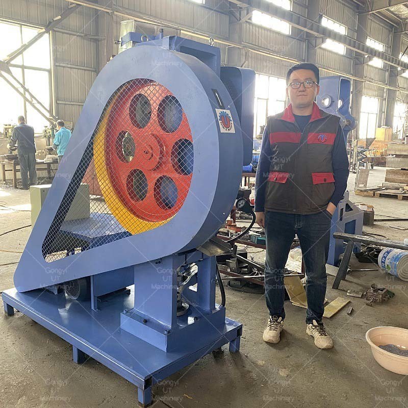 Μηχανή για υψηλής χωρητικότητας υδραυλικό πρέσο με θερμό σφυρηλατητή στη Ρωσία