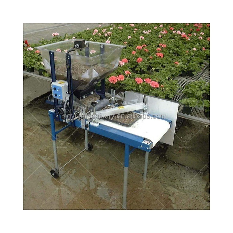 Η σπορά μικροπράσινων δίσκων γίνεται εύκολη με τη μηχανή σποράς και την κορυφή γεμίσματος μέσων ανάπτυξης