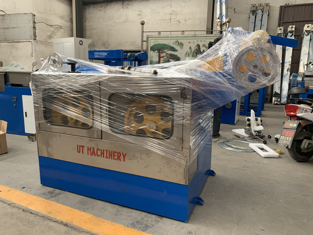 Εταιρεία κατασκευής καλωδίων ηλεκτρικού καλωδίου υψηλής απόδοσης με μηχανή μόνωσης καλωδίων