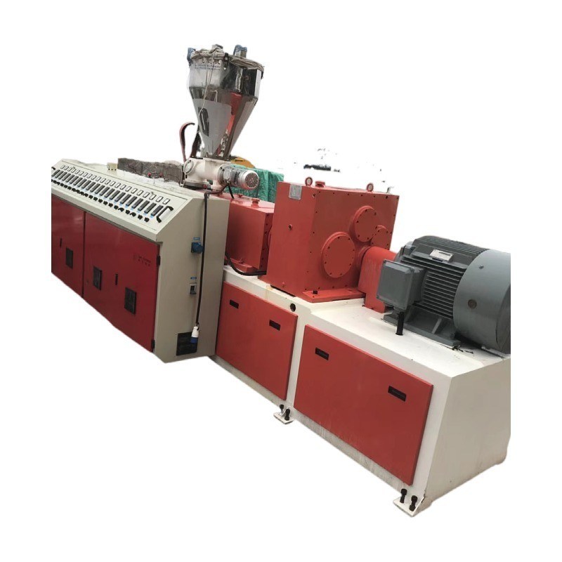 Μηχανή κατασκευής σωλήνων υπόγειων υδάτων από PVC/γραμμή παραγωγής για ομαλή παραγωγή